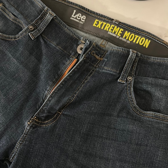 Jeans - Picture 1 of 2